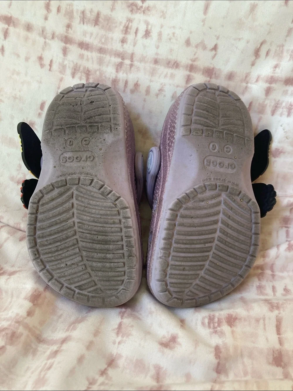 CROCS preowned some